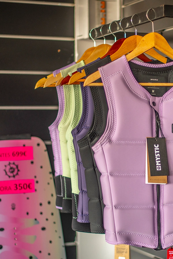 tienda material tecnico wake park